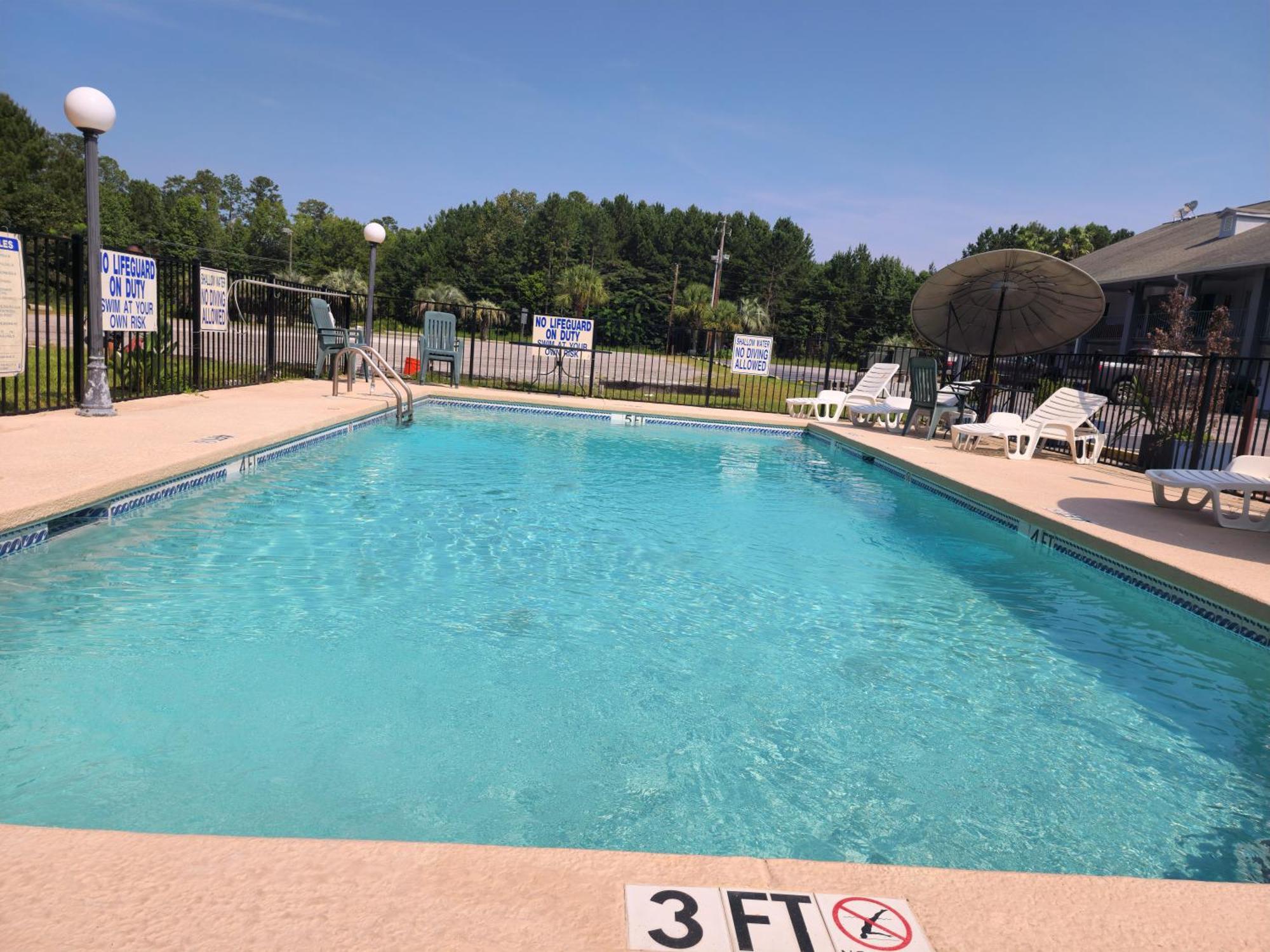 Americas Best Value Inn Hardeeville Exterior foto